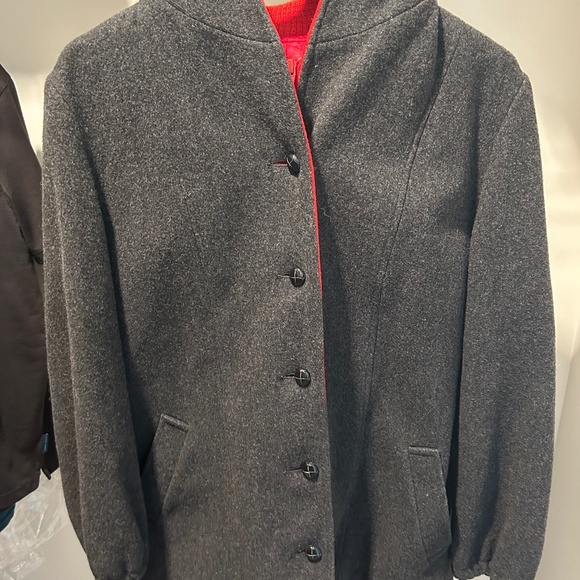 Jacket - Picture 1 of 4